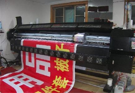 新密喷绘广告分辨率是多少？